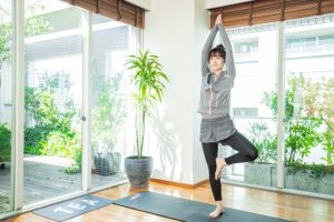 歯並び　体幹　ヨガ